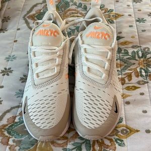 Nike Air Max 270